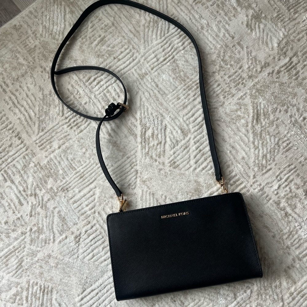 Michael Kors Large Jetset Travel Crossbody - NWT